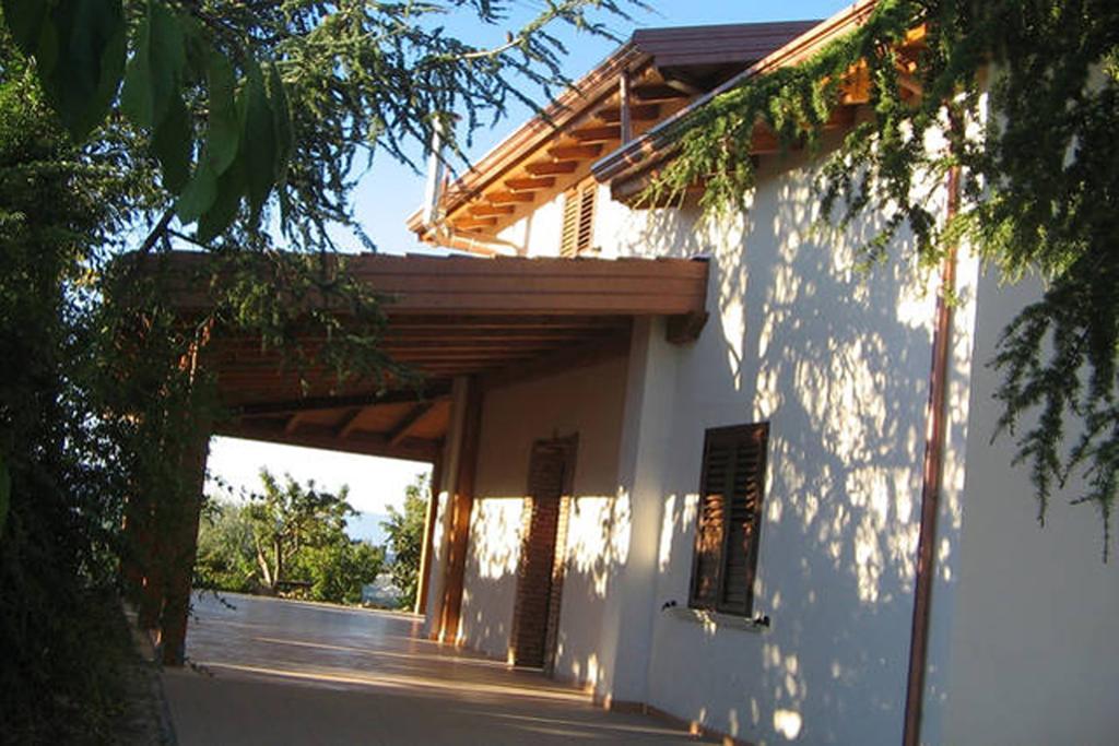 Agriturismo Miracco Atanasio Franco "Il Maniero" Santa Sofia d'Epiro Εξωτερικό φωτογραφία