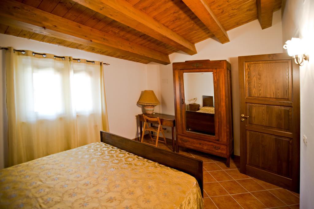 Agriturismo Miracco Atanasio Franco "Il Maniero" Santa Sofia d'Epiro Εξωτερικό φωτογραφία